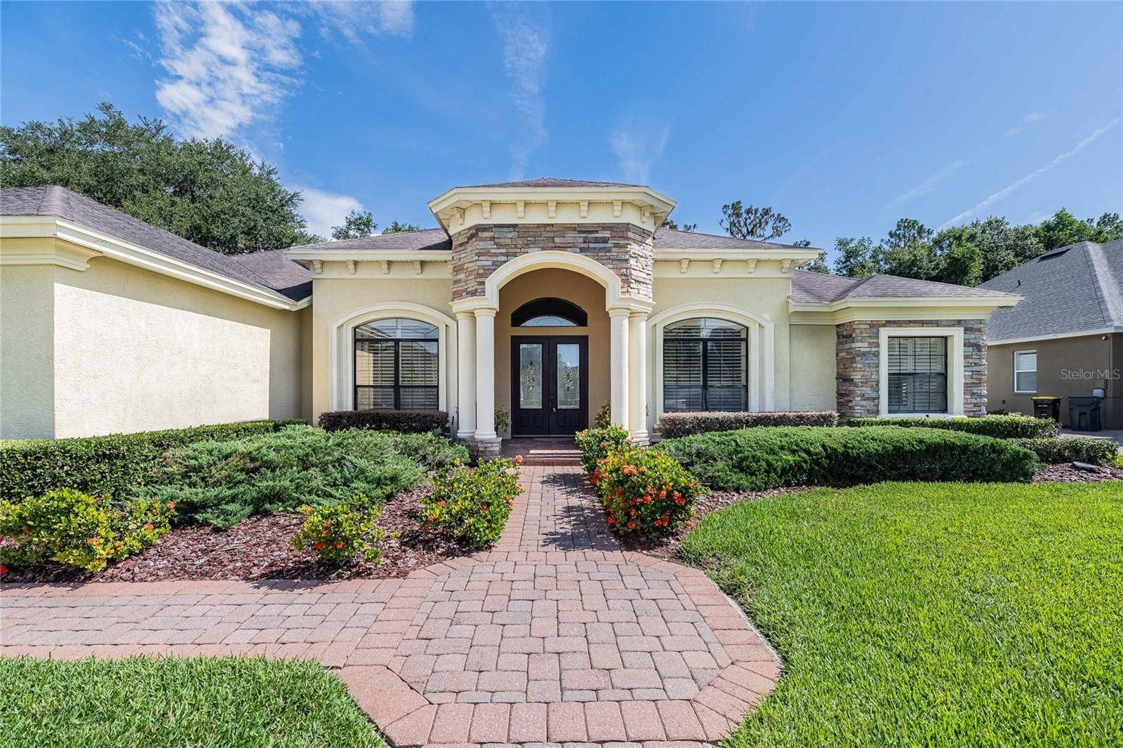 Lakeland, FL 33813,6658 CRESCENT WOODS CIR