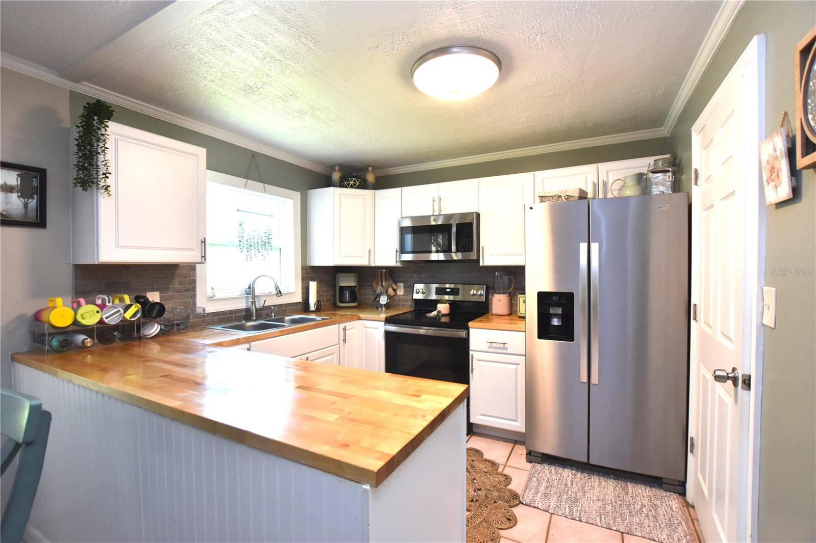 Lakeland, FL 33813,321 LAKE HARRIS DR