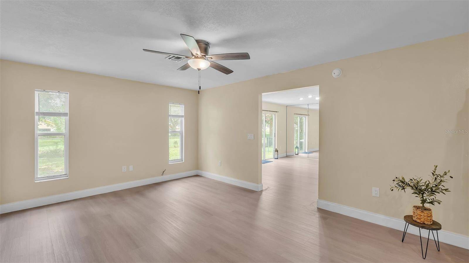 Lakeland, FL 33801,1100 LOWRY AVE #69