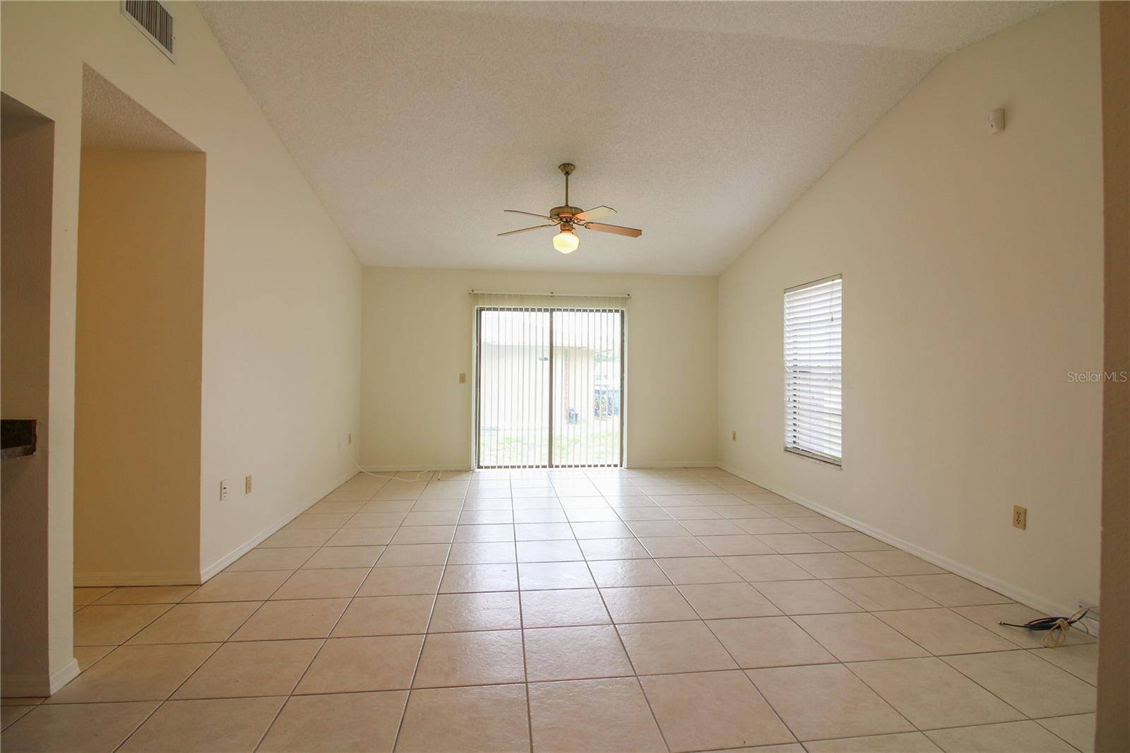 Lakeland, FL 33813,741 MIKASUKI DR