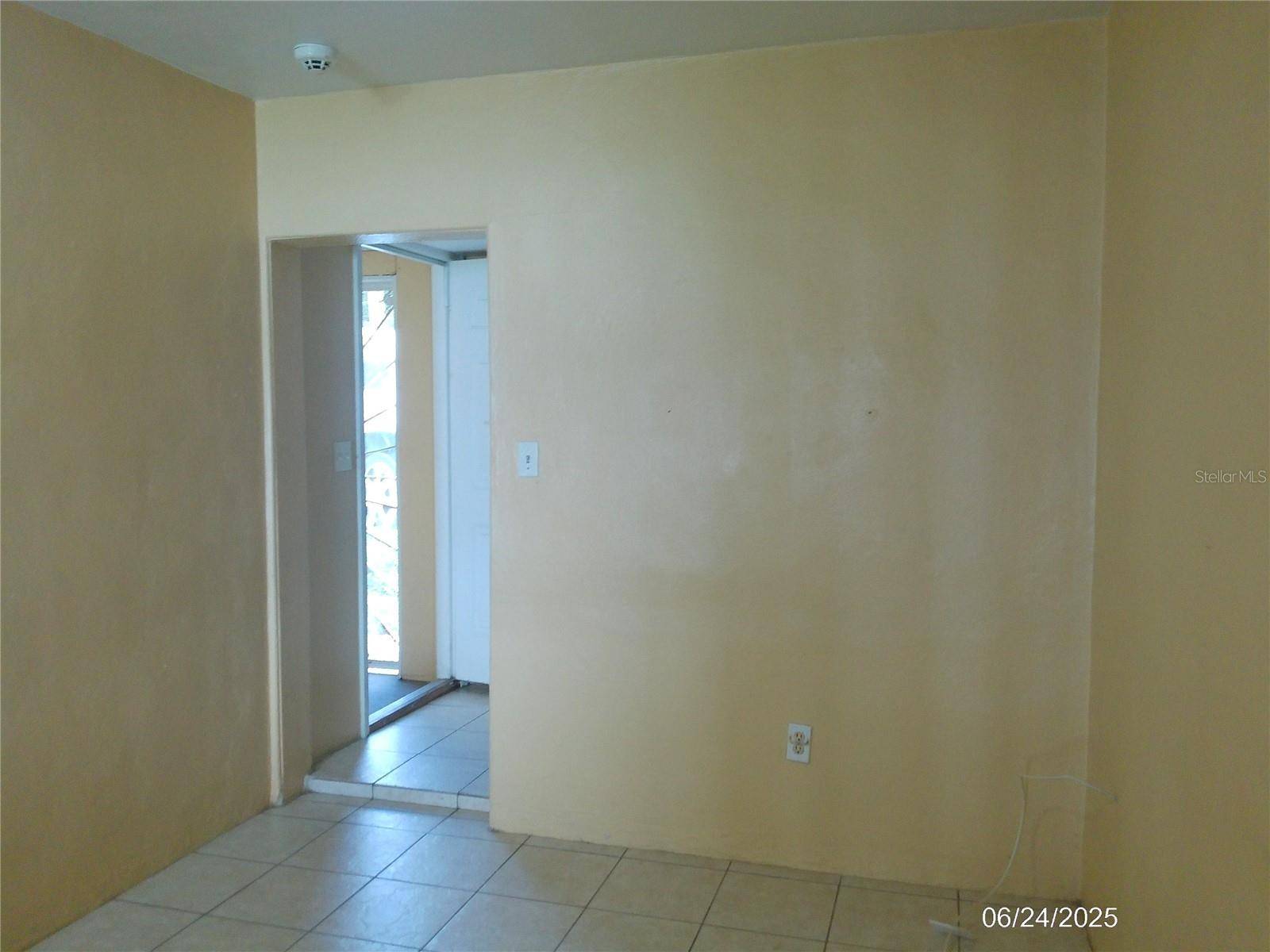 Winter Haven, FL 33880,1111 CYPRESS GARDENS BLVD SE #9