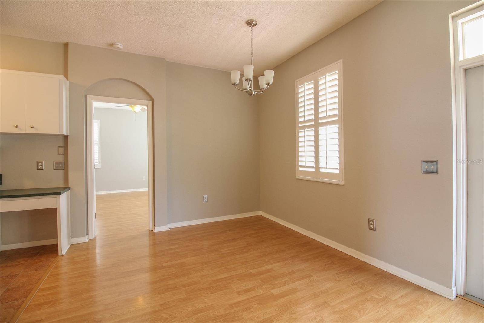 Lakeland, FL 33812,5491 MOON VALLEY DR