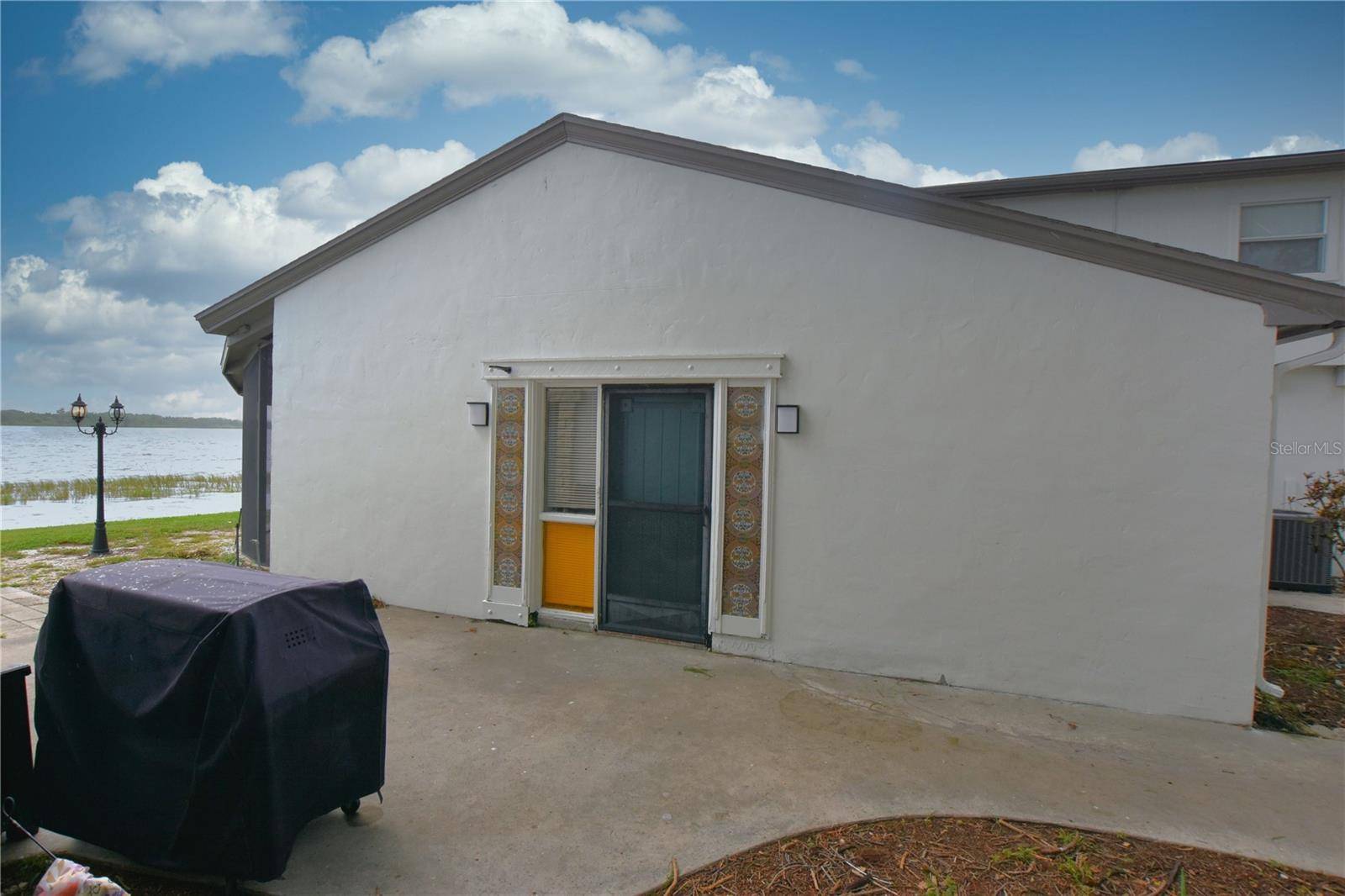 Winter Haven, FL 33880,2233 9TH ST SE