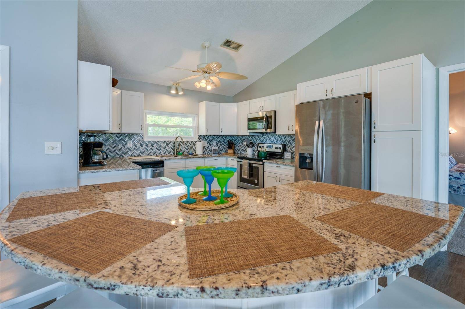 Daytona Beach, FL 32117,1633 RIVERSIDE DR