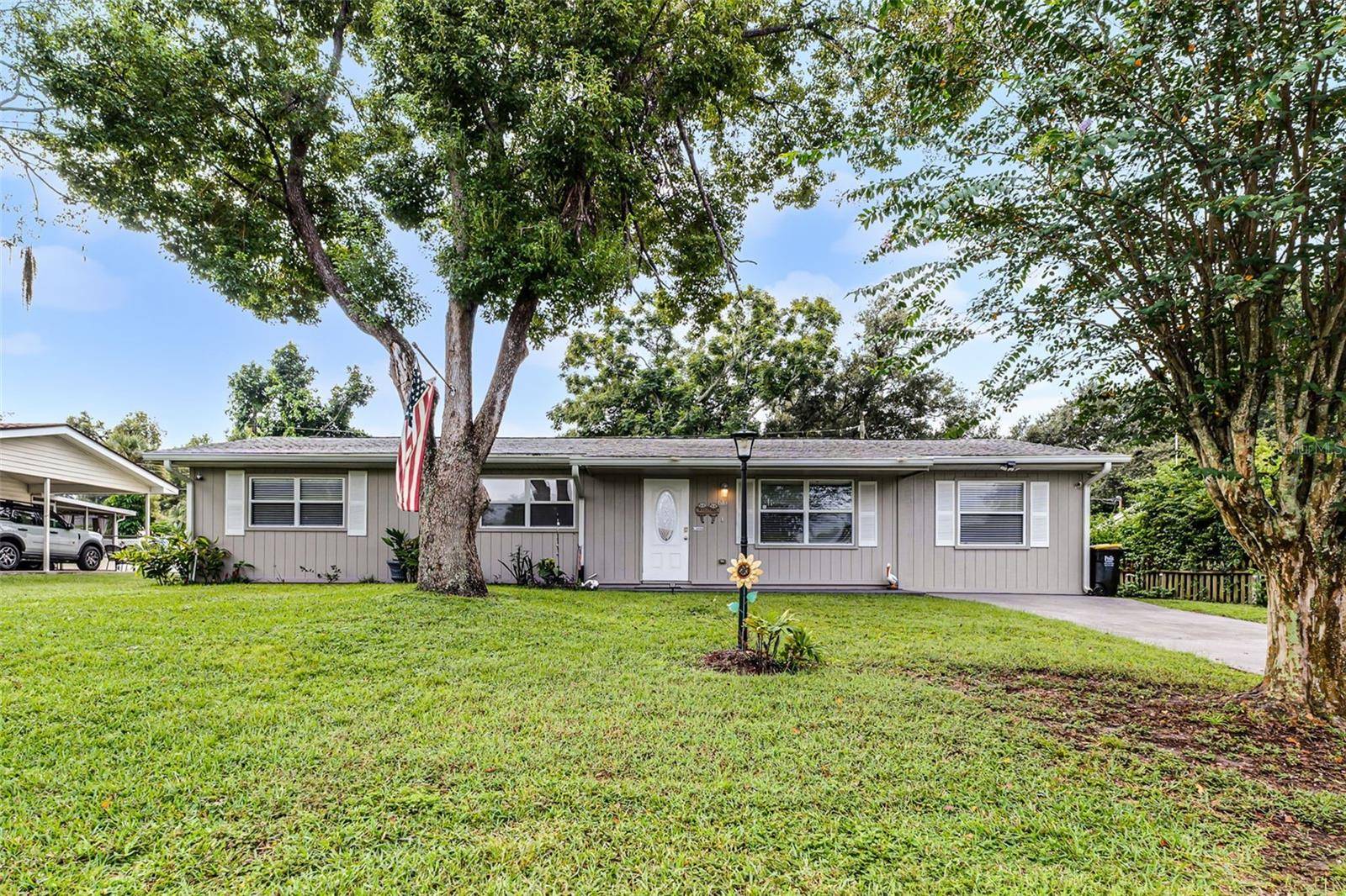 Lakeland, FL 33813,616 SOLANA ST