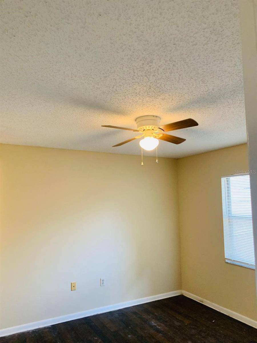 Lakeland, FL 33809,272 GRANITE DR