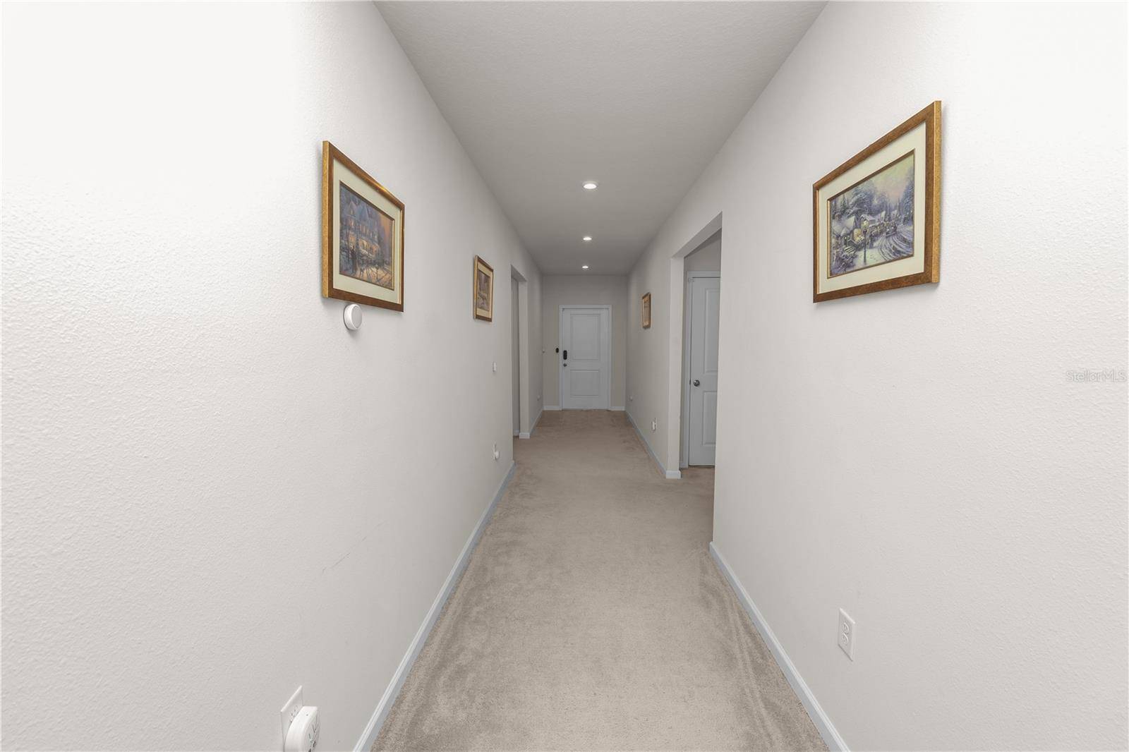 Winter Haven, FL 33880,913 EAGLE ROCK TER