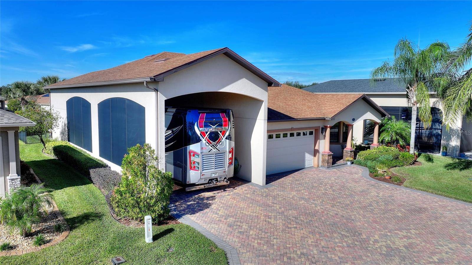 Polk City, FL 33868,520 HOMECOMING WAY