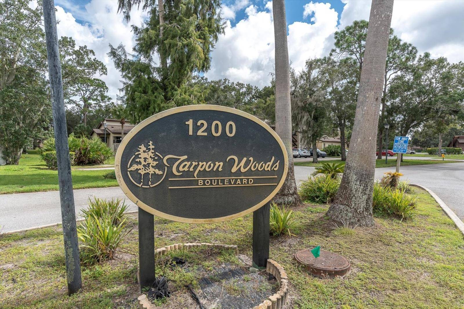 Palm Harbor, FL 34685,1200 TARPON WOODS BLVD #N10
