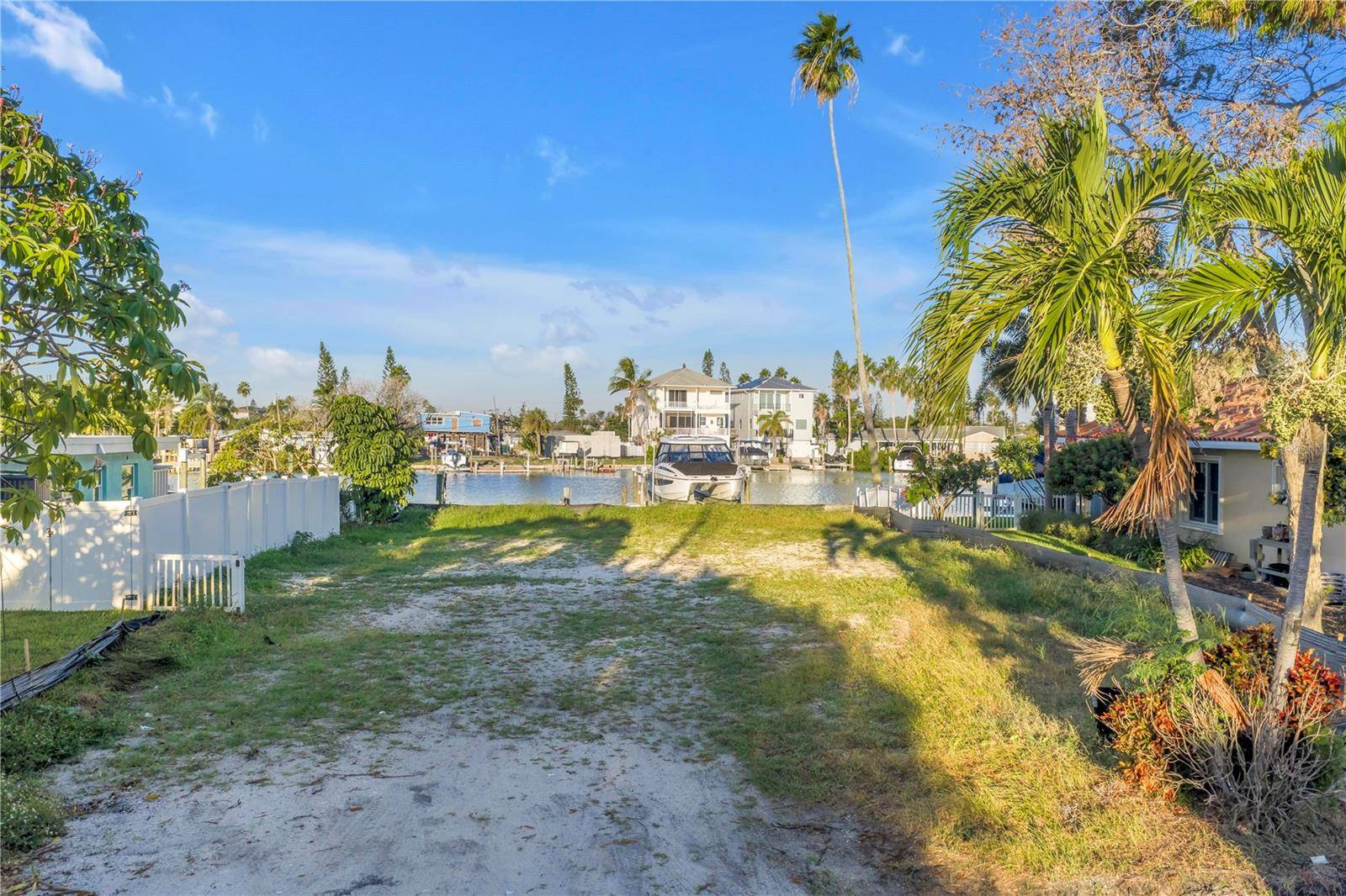 Madeira Beach, FL 33708,580 NORMANDY RD