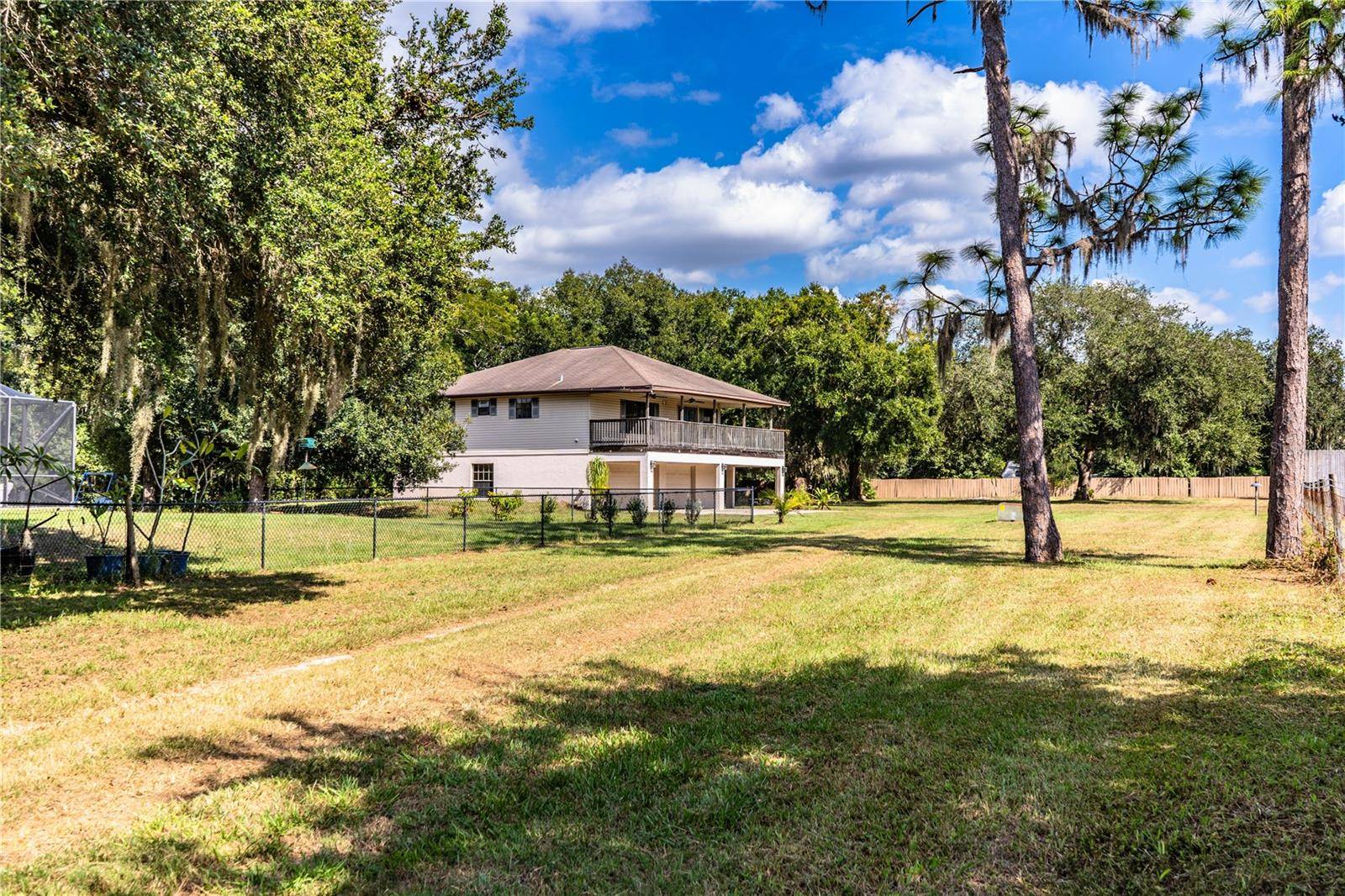 Lakeland, FL 33810,8725 SELPH RD