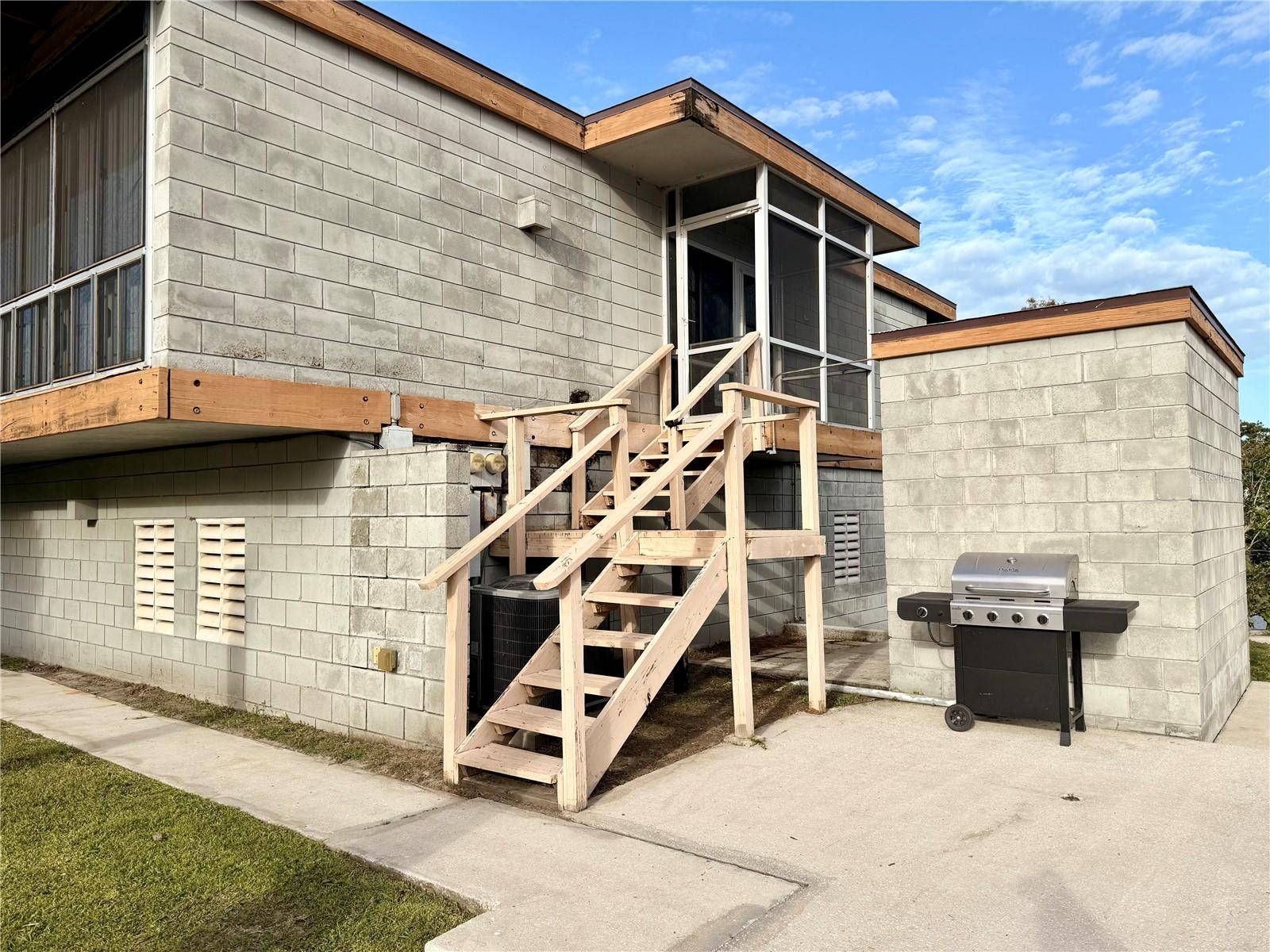 Haines City, FL 33844,160 LAKEVIEW DR