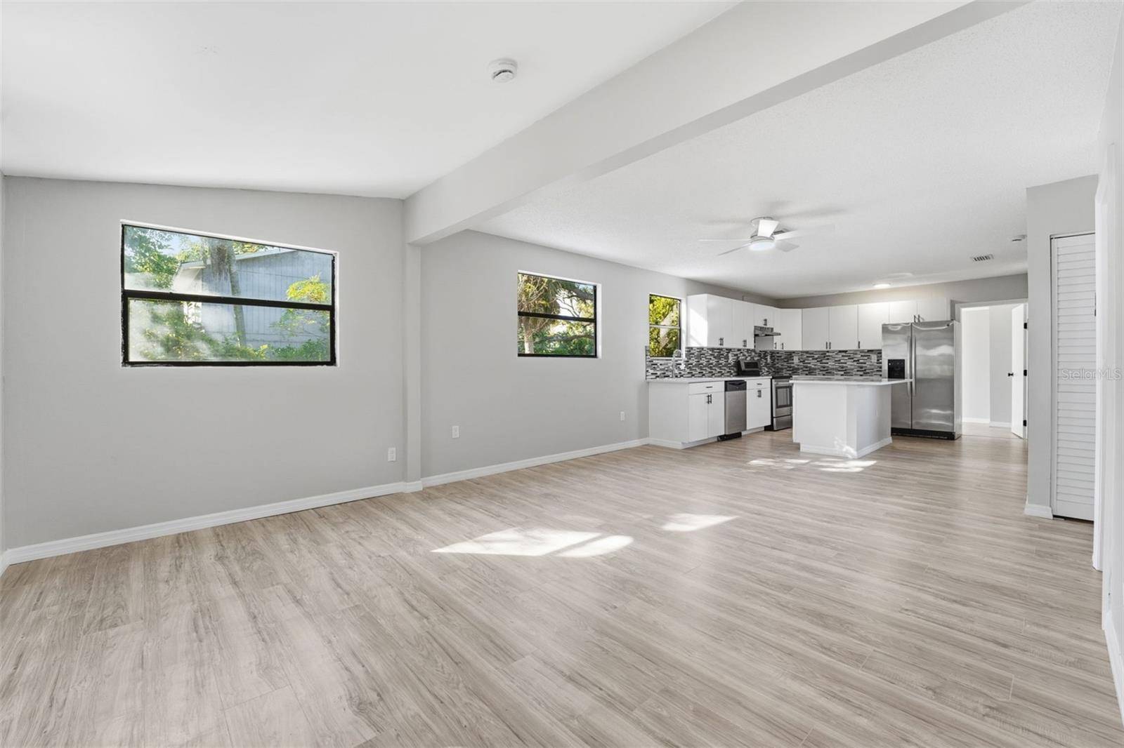 Nokomis, FL 34275,115 KENWOOD AVE