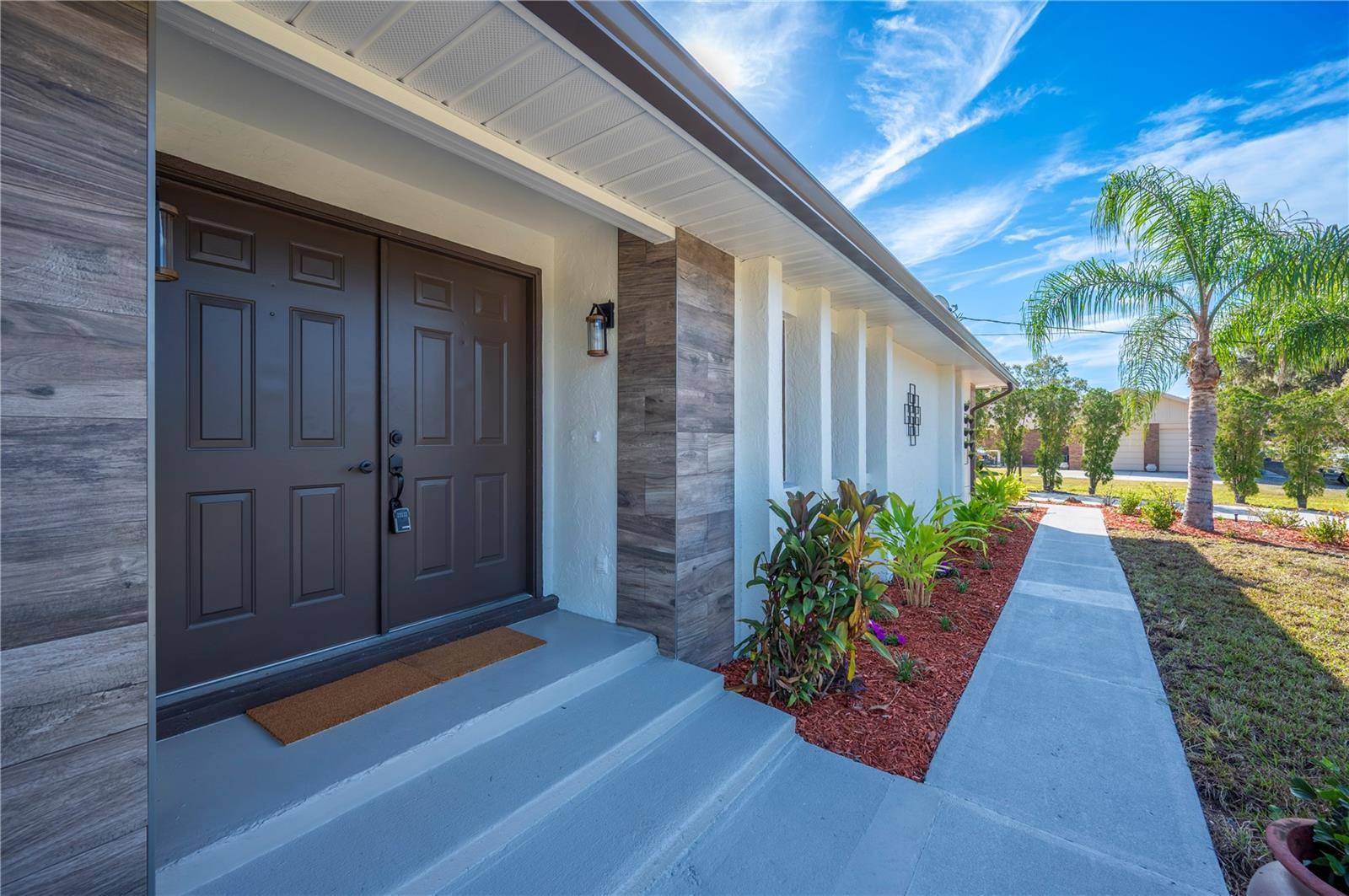 Lakeland, FL 33811,5614 LAZY CREEK DR