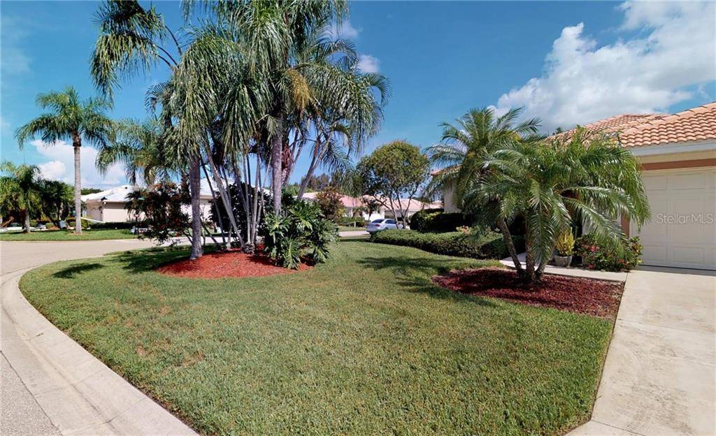 Venice, FL 34285,419 PINEWOOD LAKE DR