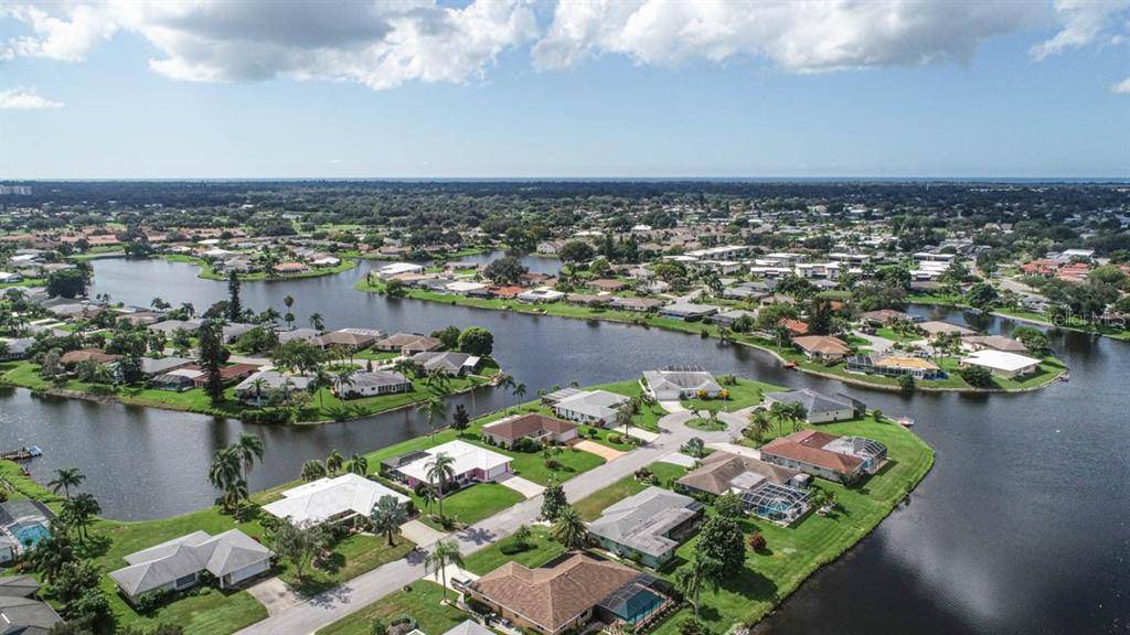 Venice, FL 34293,984 BASS CT