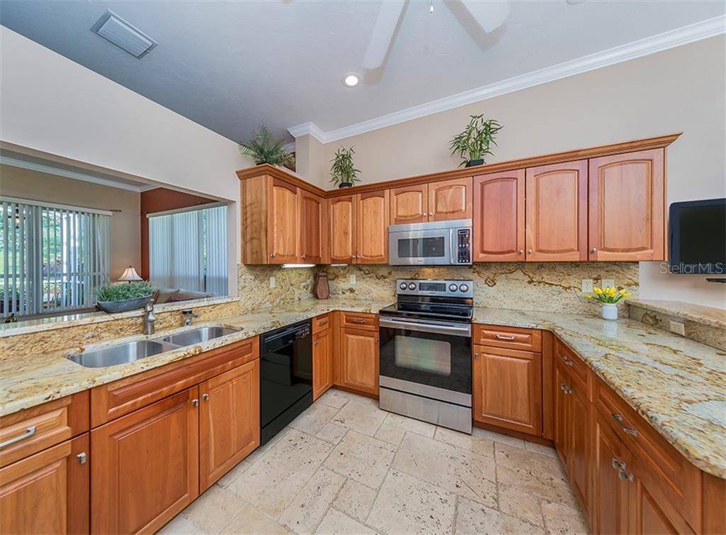 Venice, FL 34292,546 FALLBROOK DR