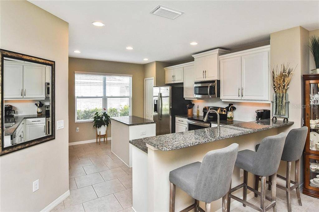 Venice, FL 34293,12532 SHIMMERING OAK CIR