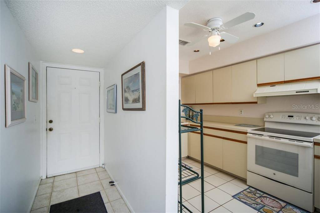 Venice, FL 34285,251 FENWICK DR #5