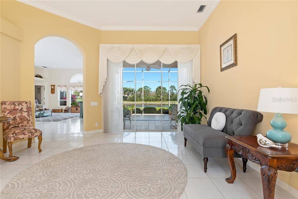 Venice, FL 34285,886 MACAW CIR