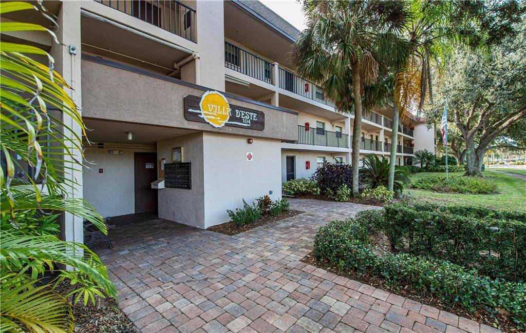 Venice, FL 34292,104 CAPRI ISLES BLVD #210