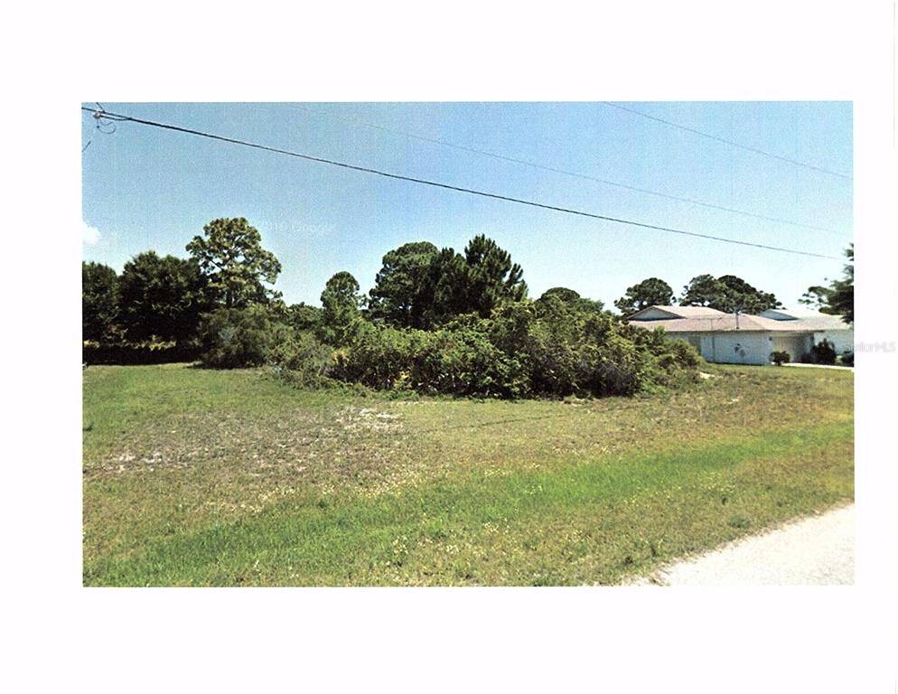 Rotonda West, FL 33947,124 SWAN DR