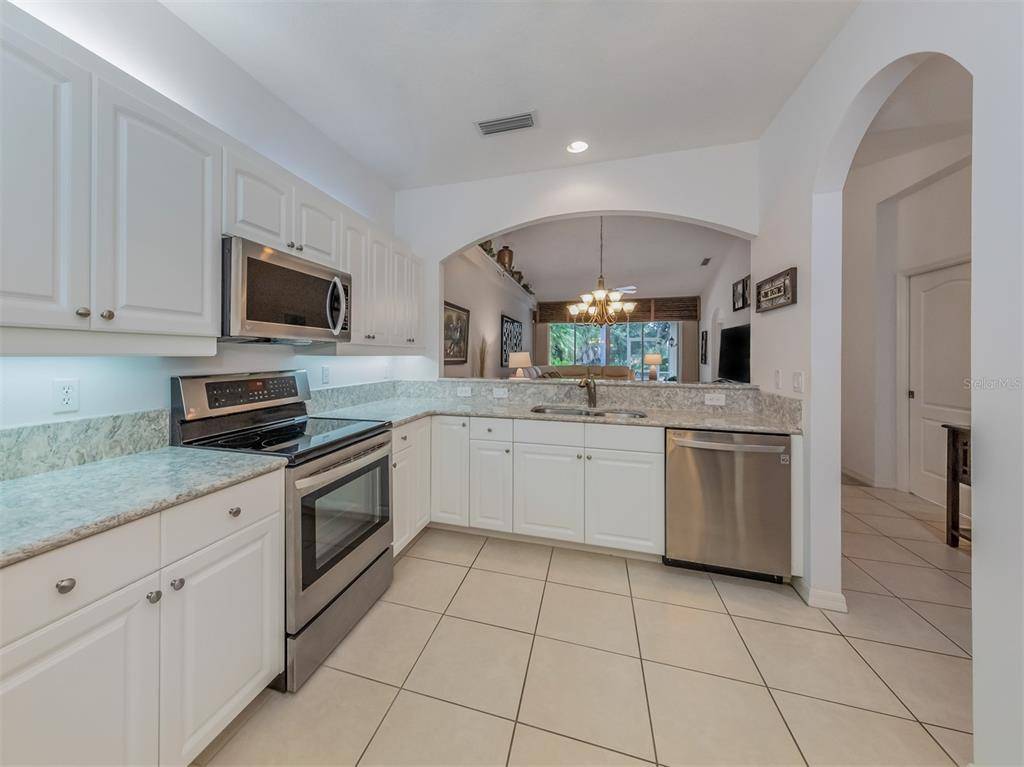 Venice, FL 34293,1595 MONARCH DR #1595