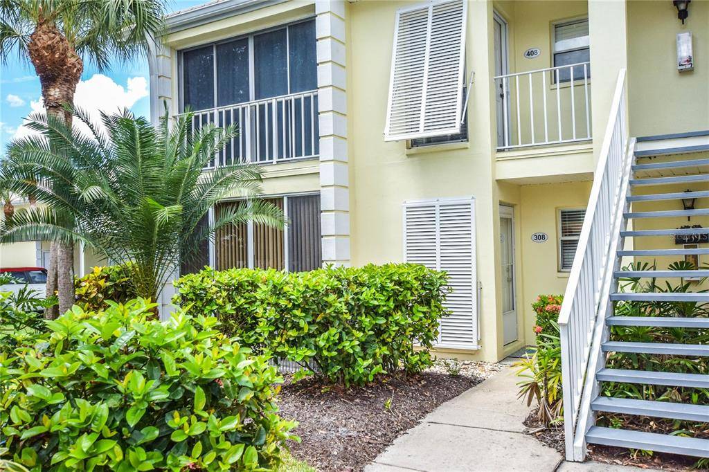 Venice, FL 34293,439 CERROMAR LN #308