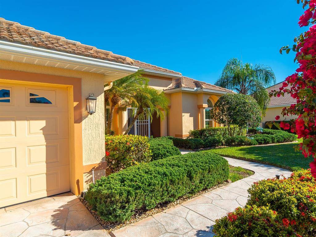 Venice, FL 34285,876 MACAW CIR