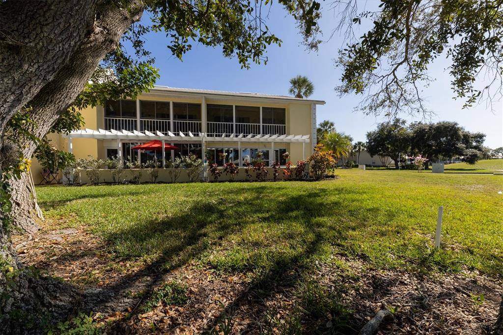 Venice, FL 34293,400 CERROMAR CIR N #200