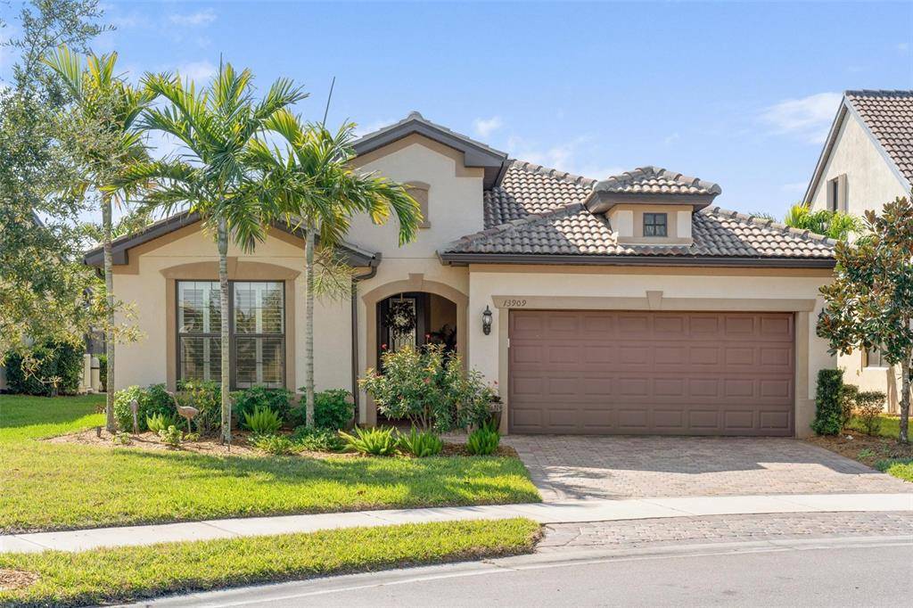 Venice, FL 34293,13909 KARINA ST