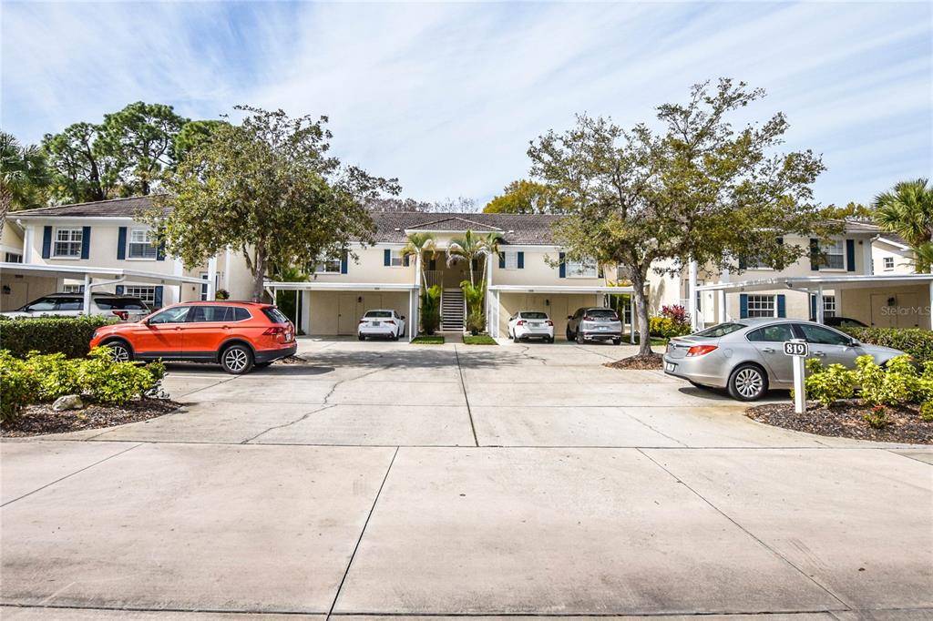 Venice, FL 34293,819 MONTROSE DR #101