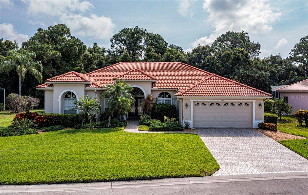 Venice, FL 34285,905 CHICKADEE DR