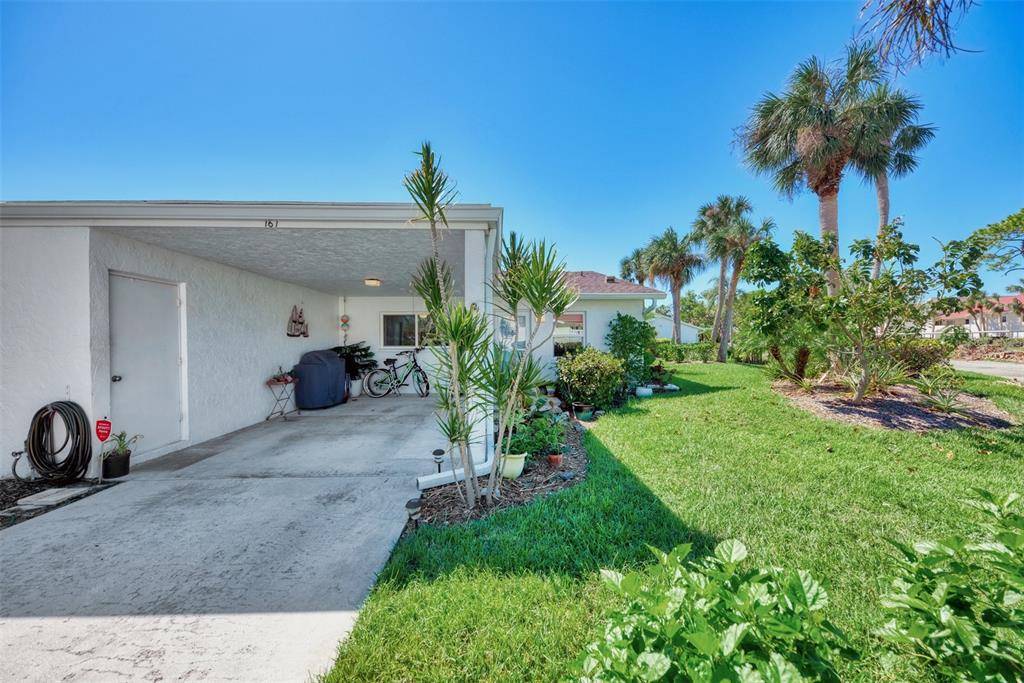 Venice, FL 34292,767 VILLAGE CIR #124