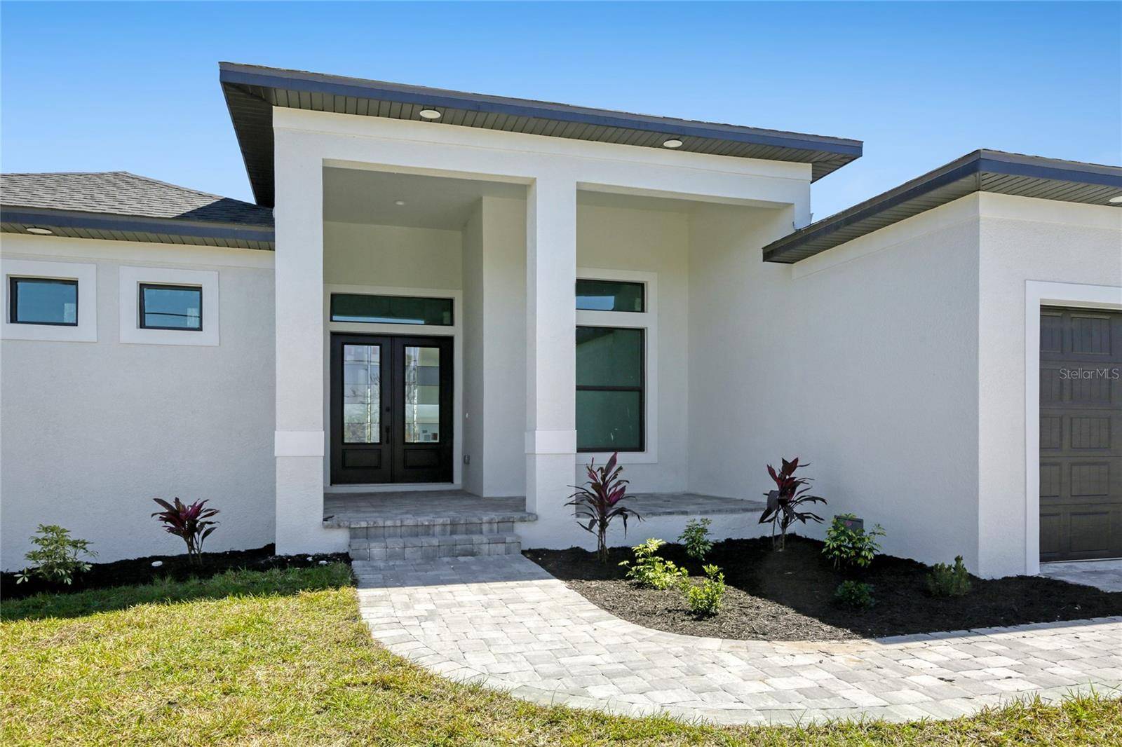 Port Charlotte, FL 33981,9378 MIGUE CIR