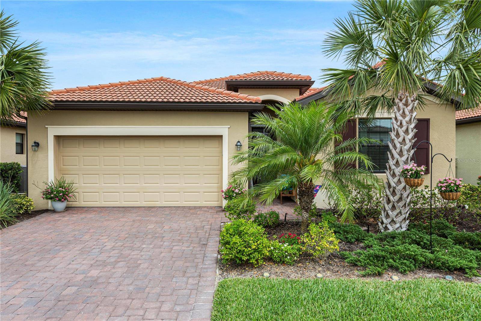 Venice, FL 34292,19336 BLUFF DR