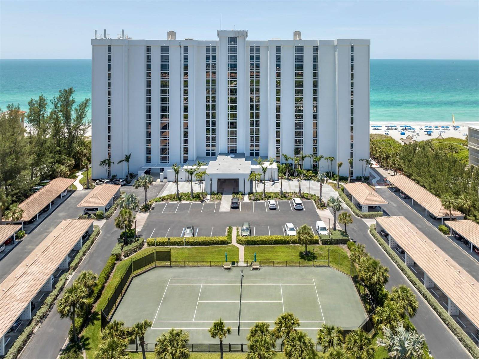 Longboat Key, FL 34228,2425 GULF OF MEXICO DR #13A