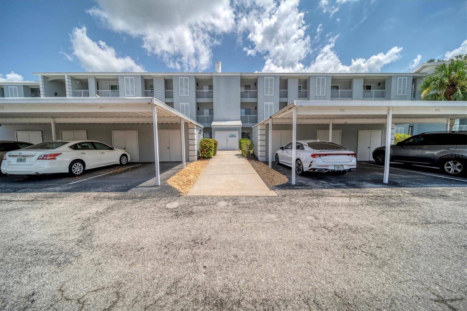 Venice, FL 34293,408 CERROMAR CIR S #135