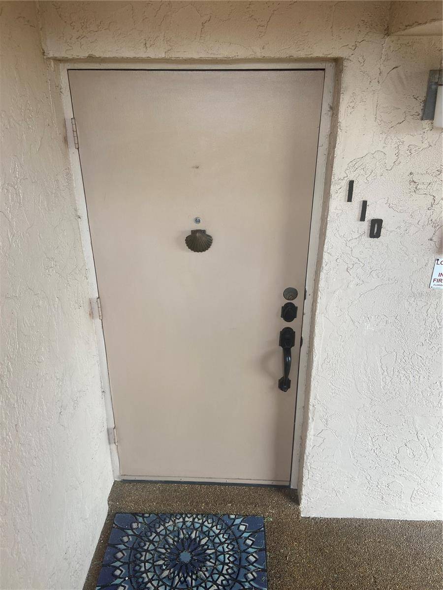 Venice, FL 34292,102 CAPRI ISLES BLVD #110