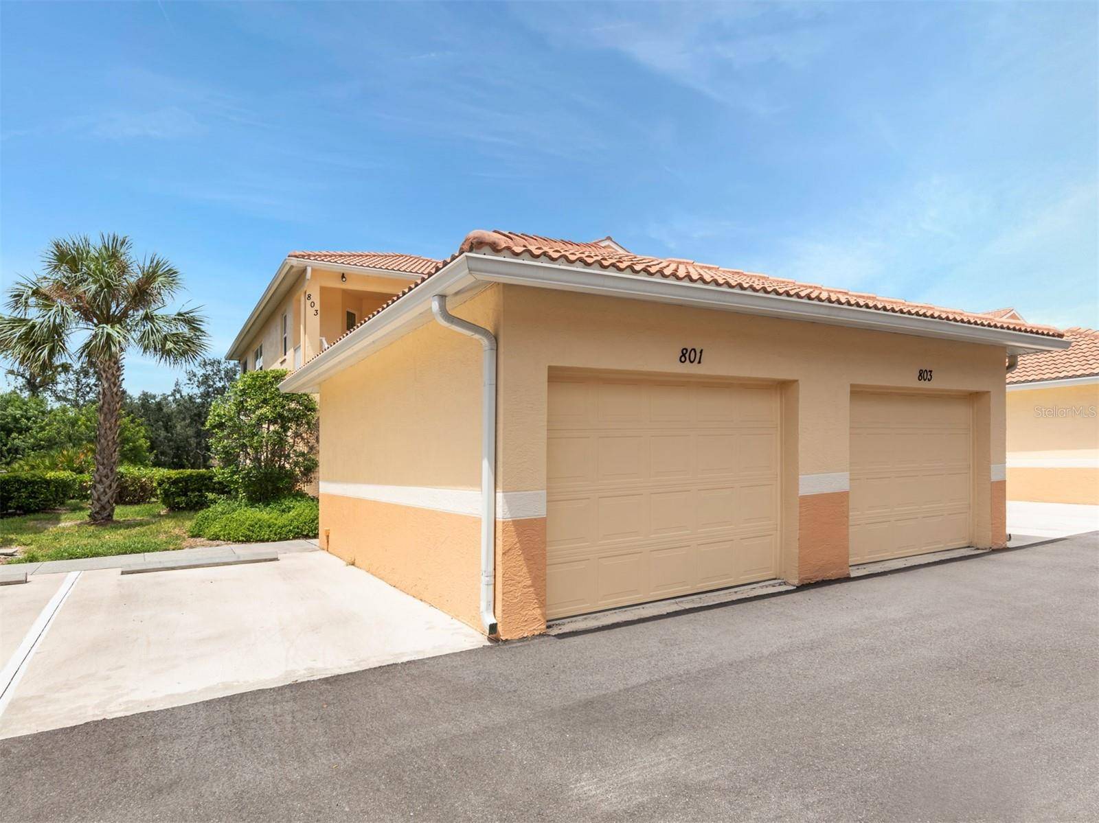 Venice, FL 34292,801 CASA DEL LAGO WAY #801