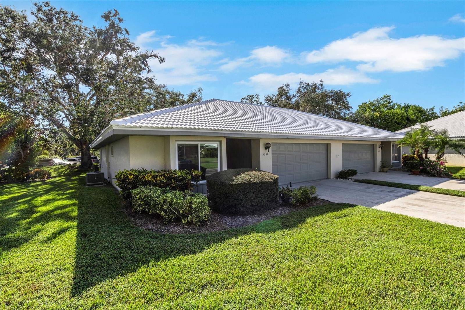 Venice, FL 34293,3060 CROWN HERON PT