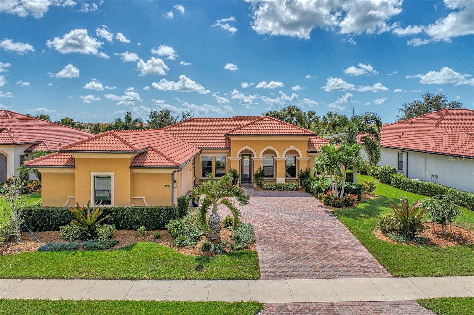 Venice, FL 34293,10832 IRONBRIDGE DR