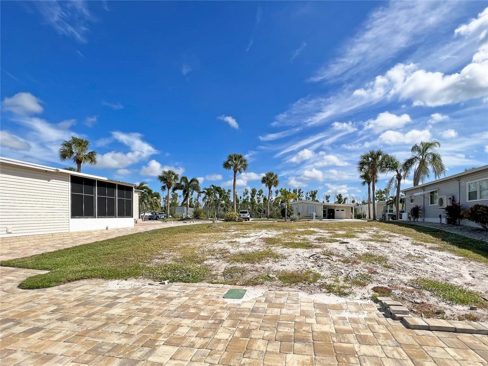 Fort Myers Beach, FL 33931,17860 BRYAN CT #Lot 384