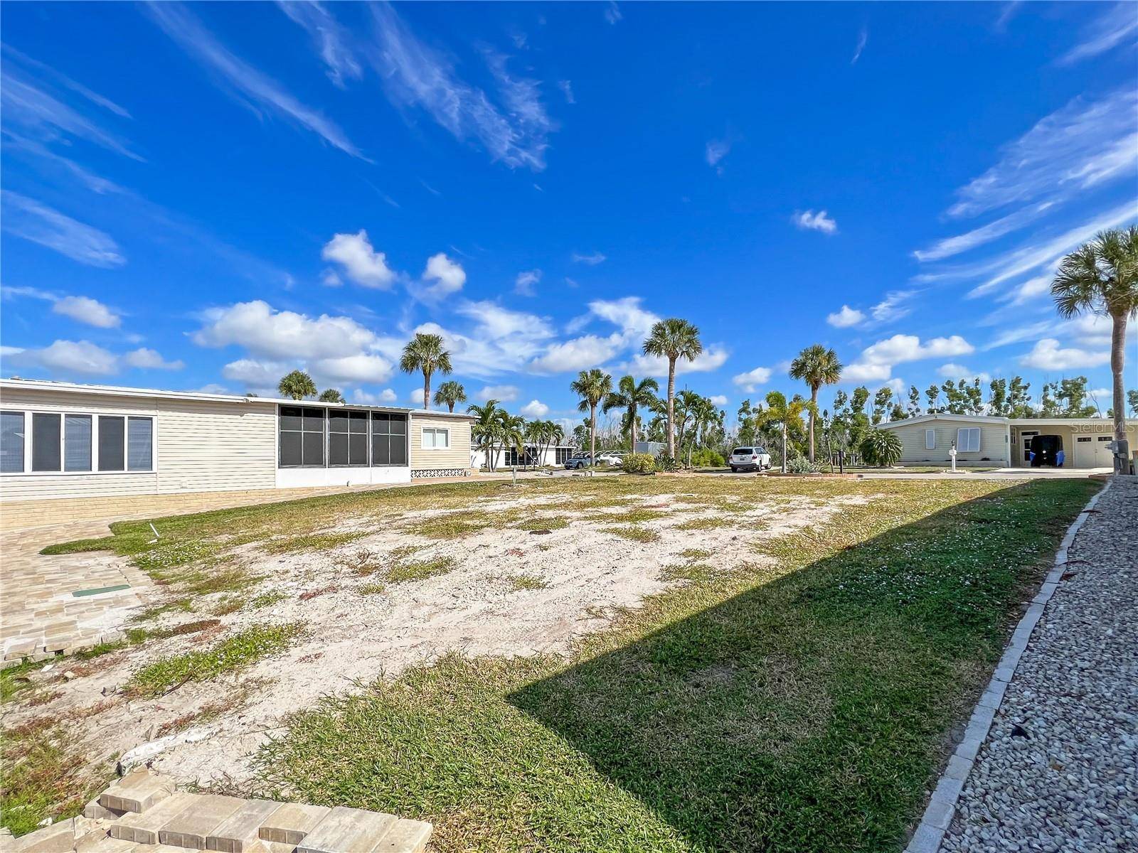 Fort Myers Beach, FL 33931,17860 BRYAN CT #Lot 384