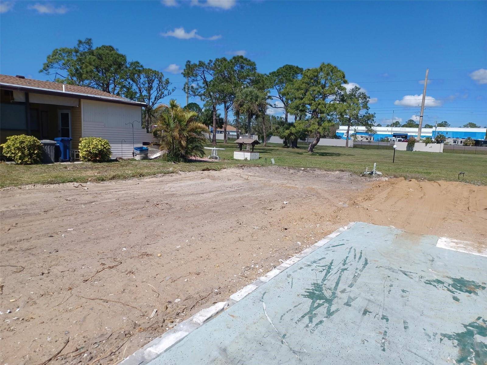 North Port, FL 34287,213 LAZY RIVER RD