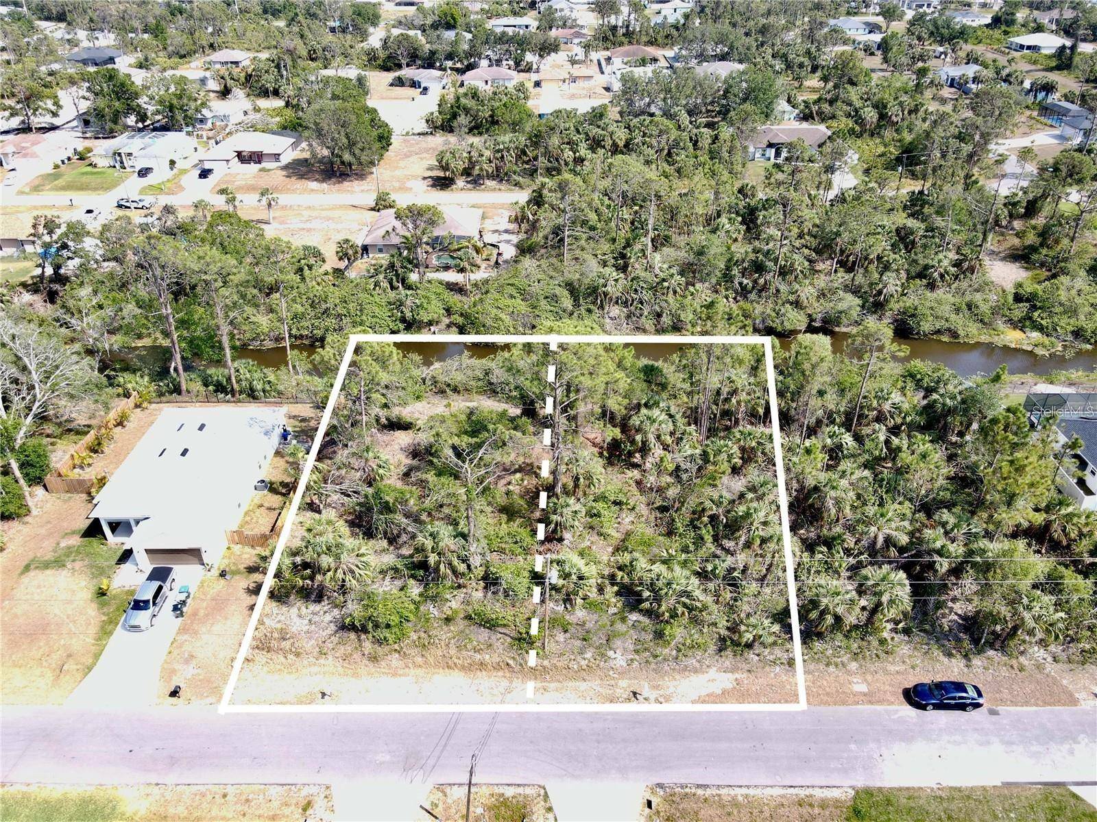 North Port, FL 34286,(DOUBLE Lot on CANAL) EVERGLADES TER