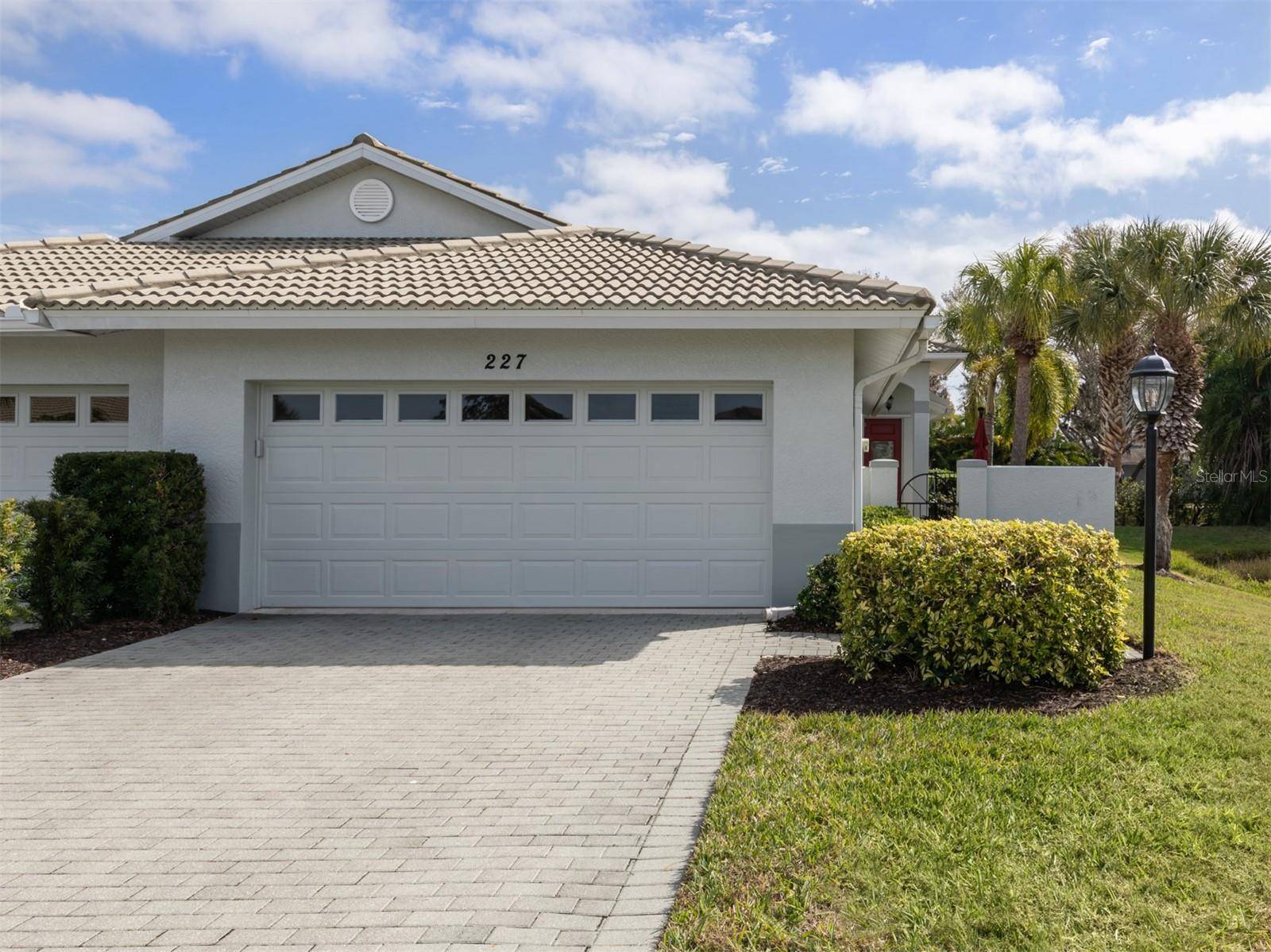 Venice, FL 34292,227 RECLINATA CIR