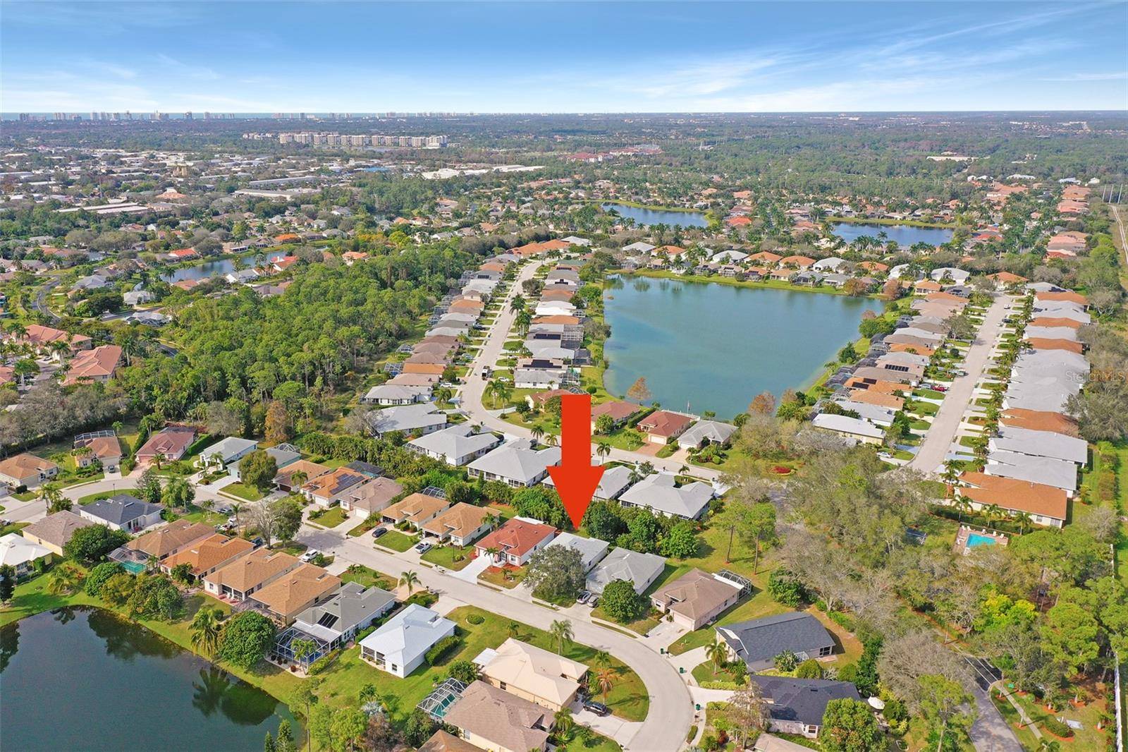 Naples, FL 34104,180 STANHOPE CIR