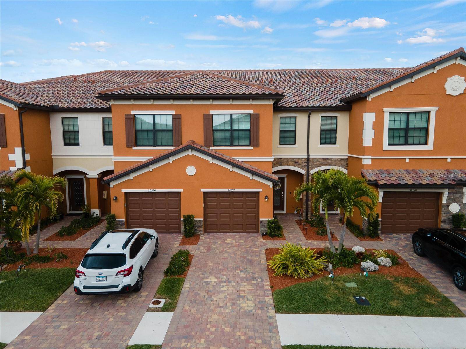 Venice, FL 34293,20392 LAGENTE CIR