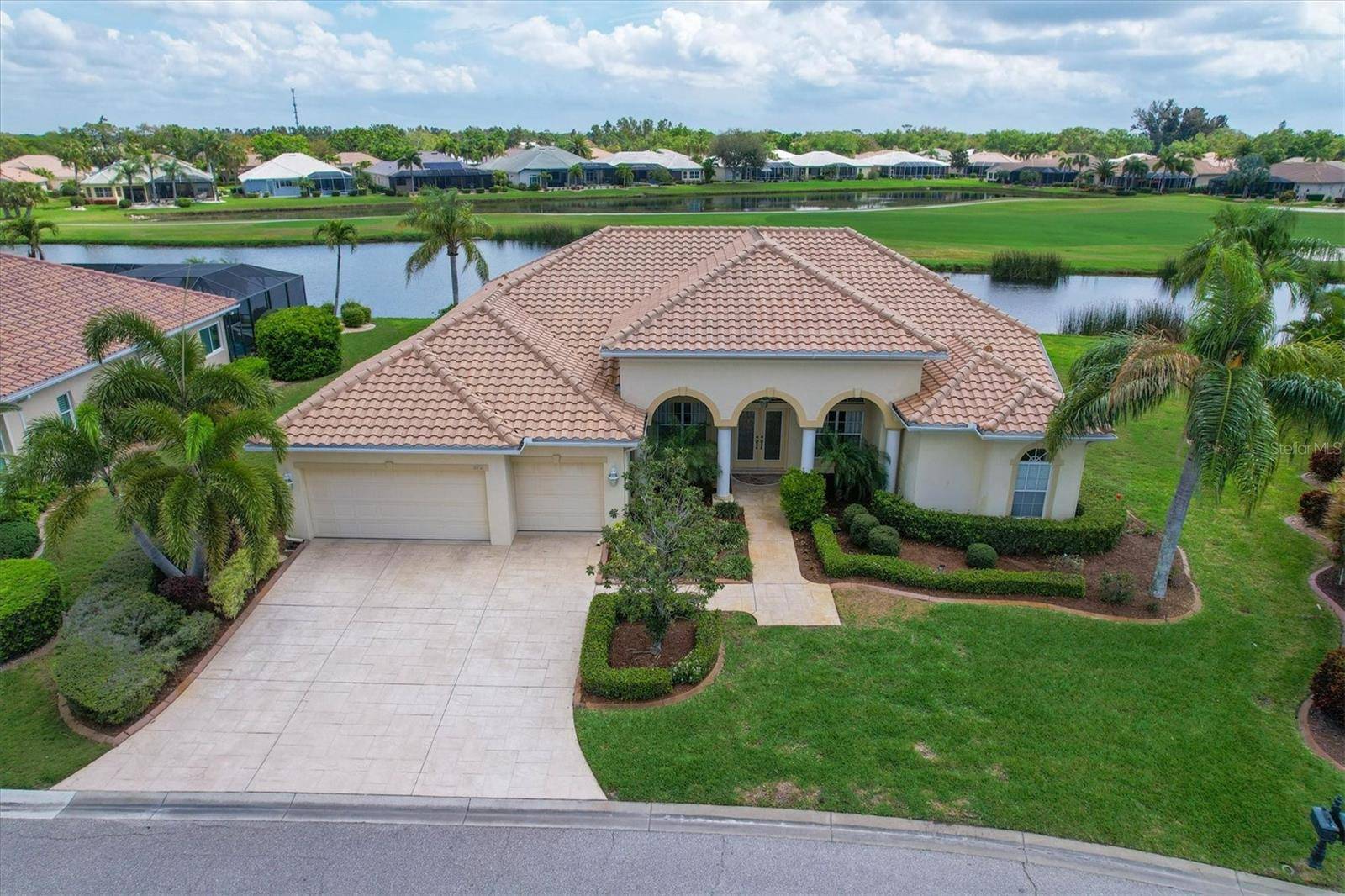 Venice, FL 34285,872 MACAW CIR